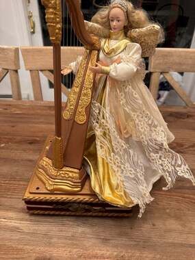 Holiday Creations Harp Angel Animated Musical Decoration Christmas 16” ￼gold